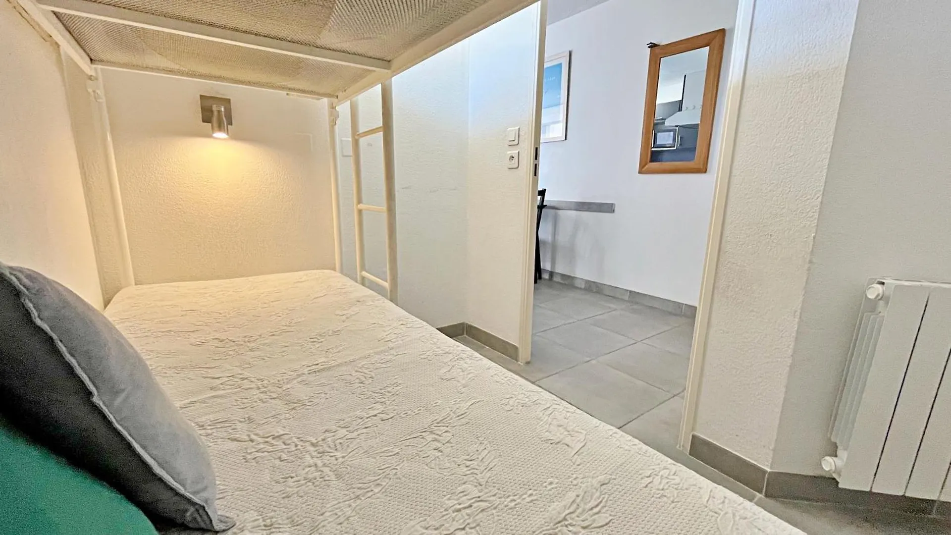 Appartement 6 Personnes Vue Mer Baie De Cannes - Antibes Theoule-sur-Mer Apartment